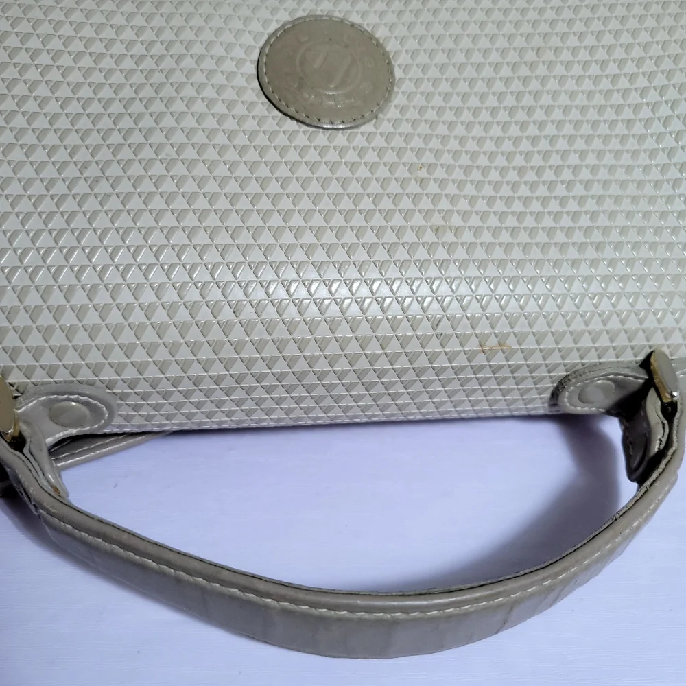 Vintage 80’s Leather Liz Claiborne Bag - Picture 4 of 14